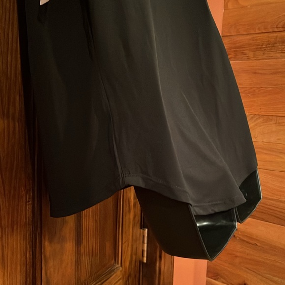 NWT Black Sleeveless Tunic - Picture 6 of 8